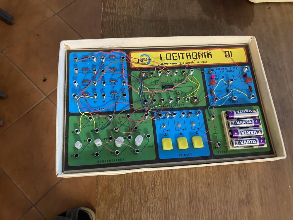 Logitronik 01